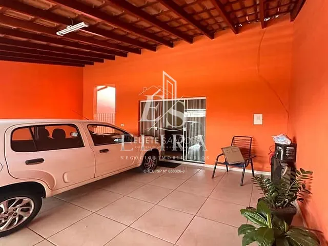 Casa com 150m² 1 quarto e 1 banheiro, à venda, no bairro Jardim Mirandola em Americana