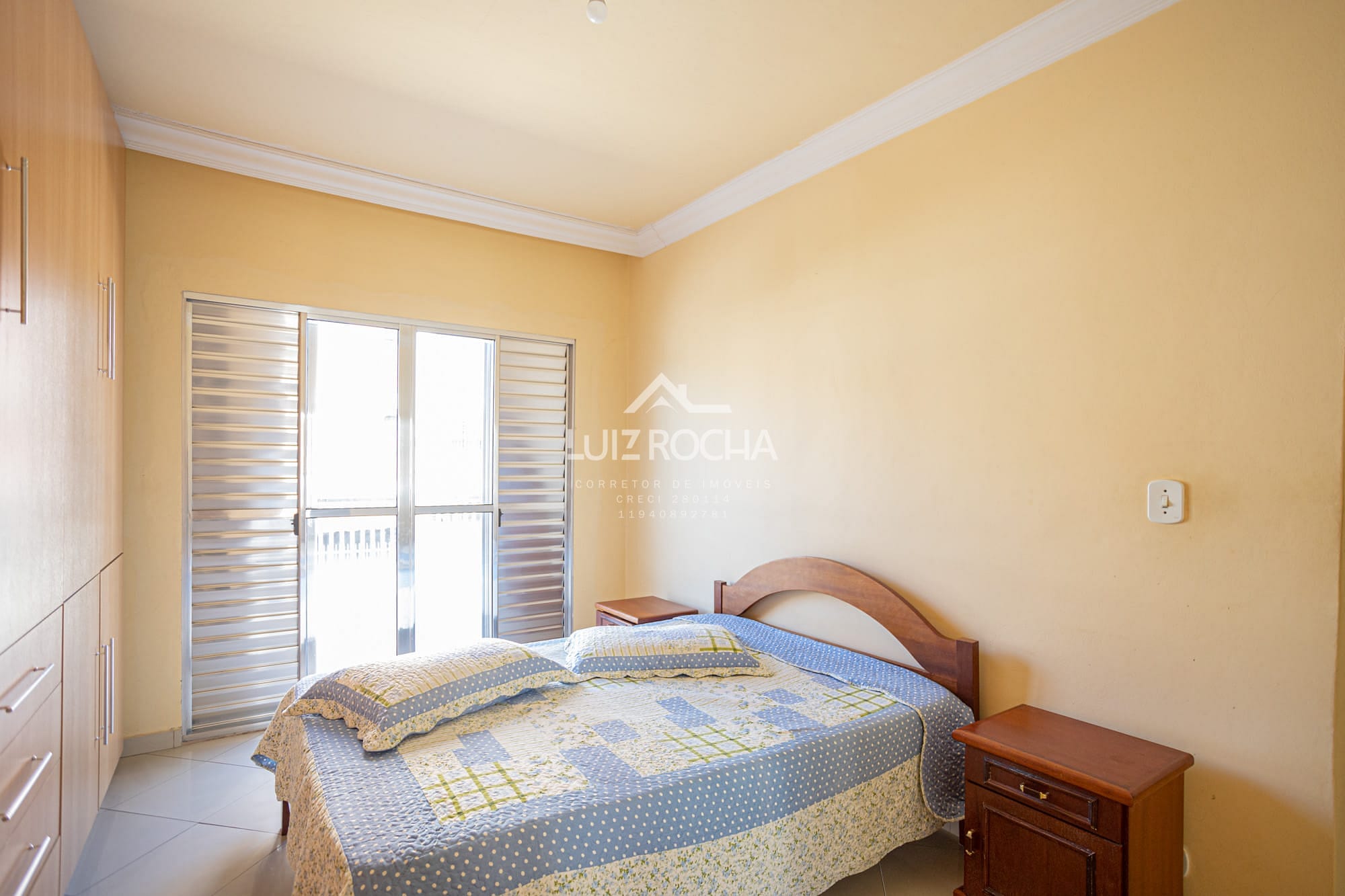 Casa à venda com 3 quartos, 257m² - Foto 9