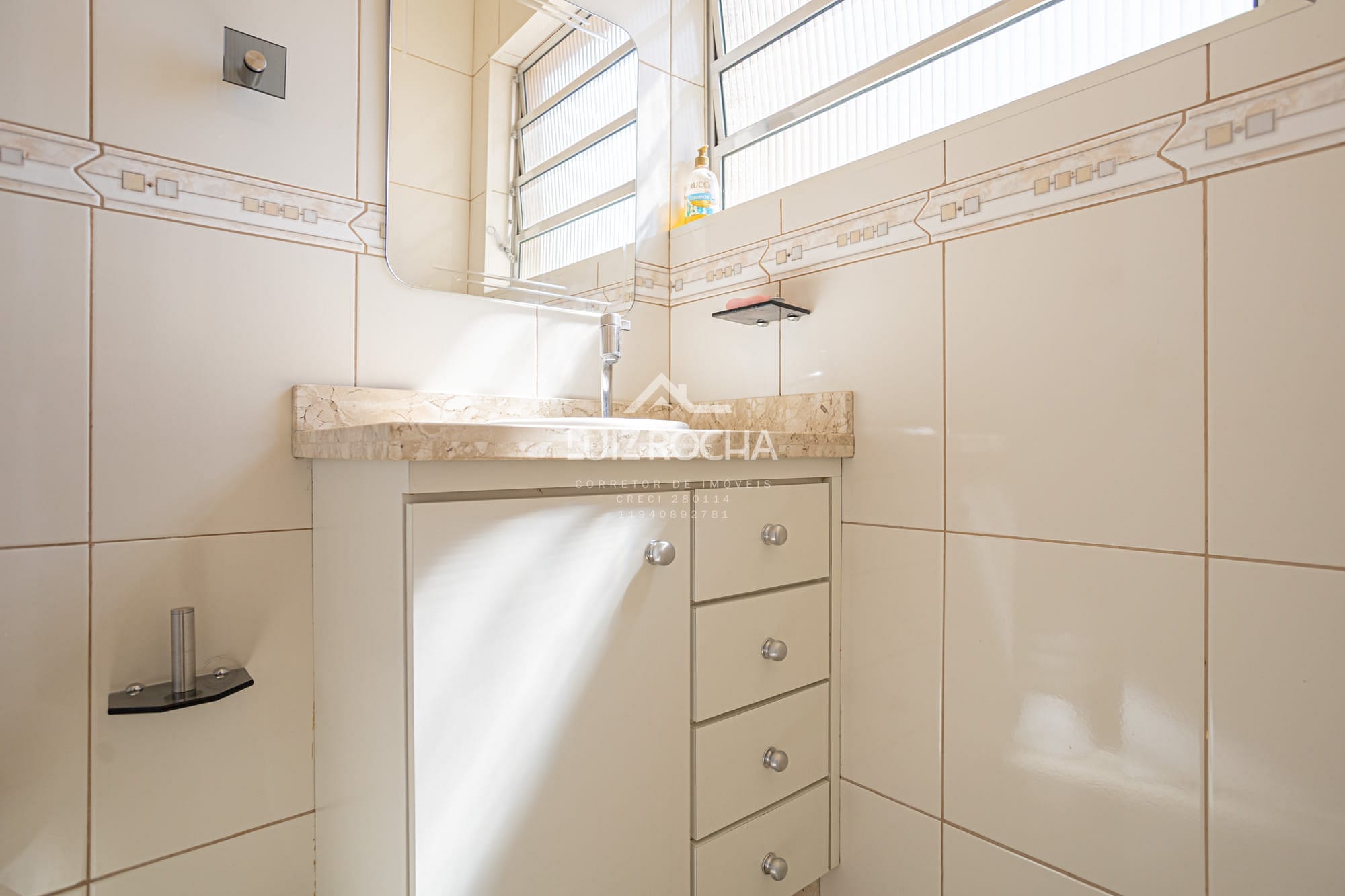 Casa à venda com 3 quartos, 257m² - Foto 20