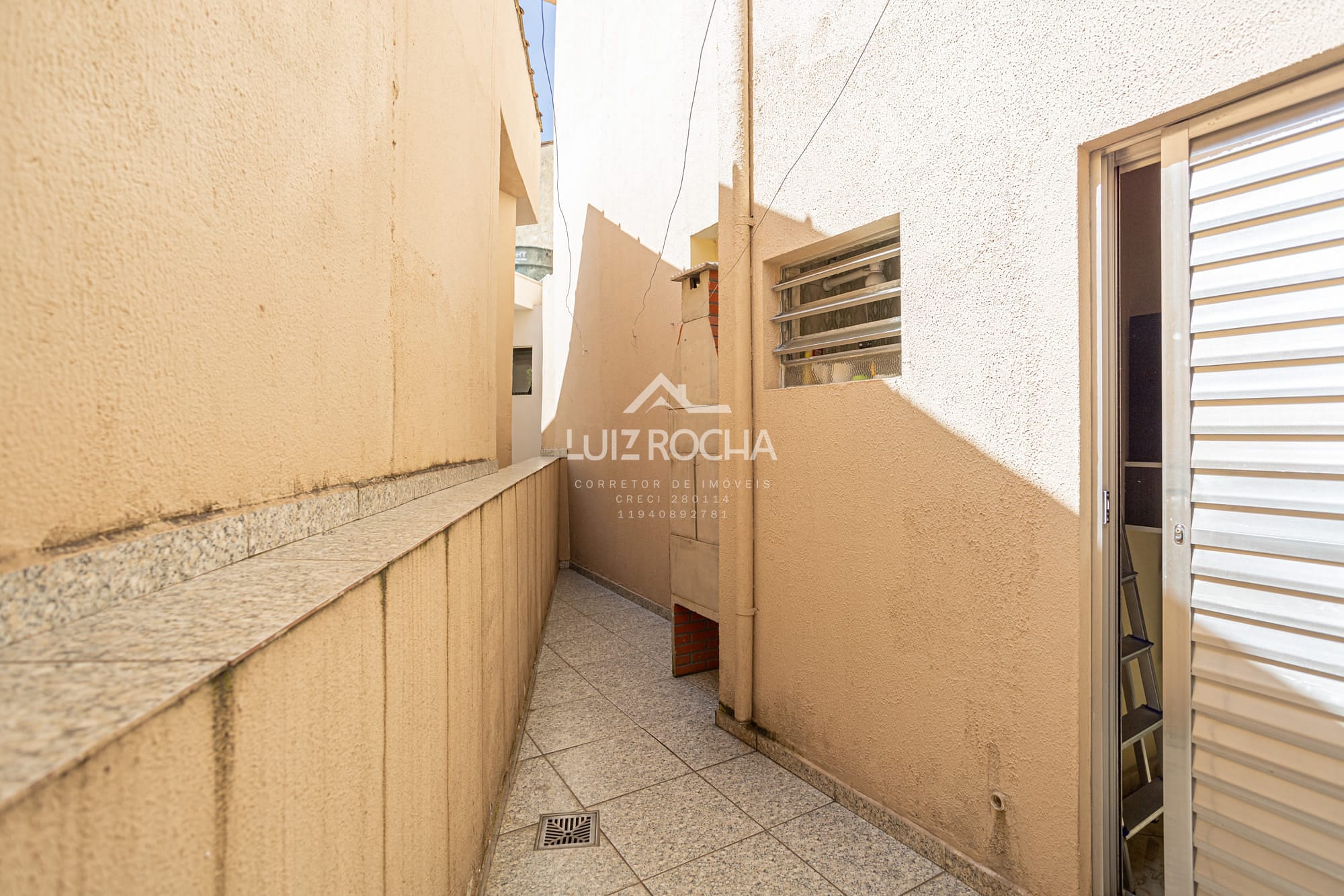 Casa à venda com 3 quartos, 257m² - Foto 34