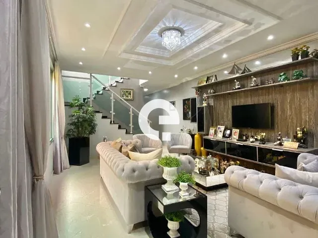 Casa à venda, no bairro Centro em Santarém