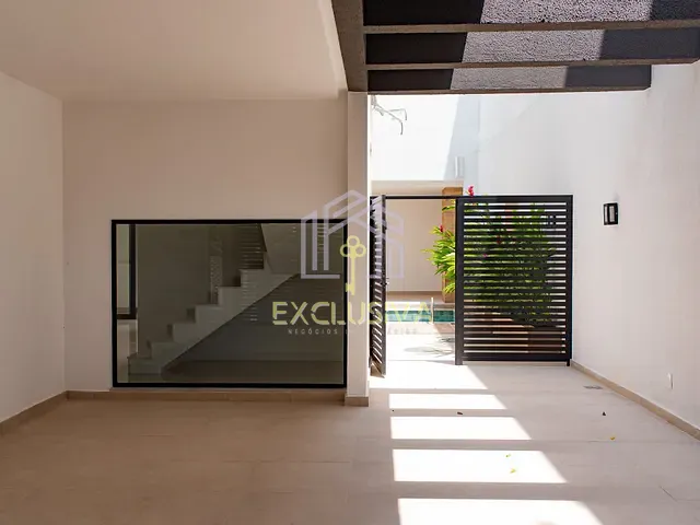 Casa com 273m² 4 quartos e 6 banheiros, à venda, no bairro Jardim Guanabara em Rio de Janeiro