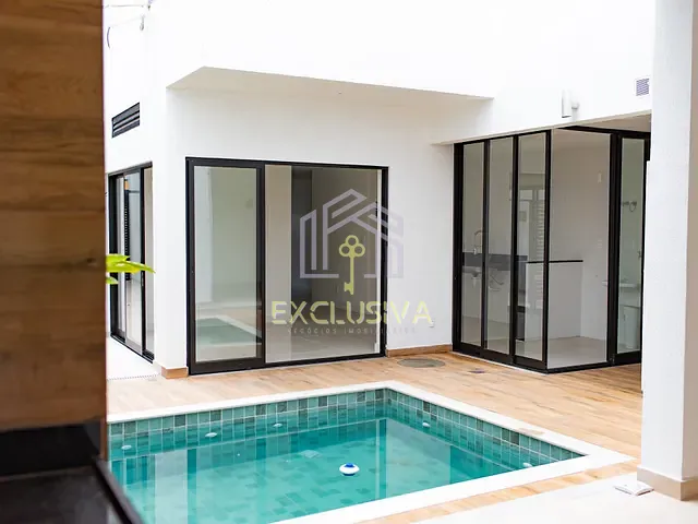 Casa com 273m² 4 quartos e 6 banheiros, à venda, no bairro Jardim Guanabara em Rio de Janeiro