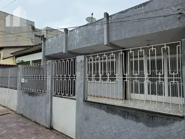 Casa 3 quartos e 2 banheiros, à venda, no bairro Caonze em Nova Iguaçu