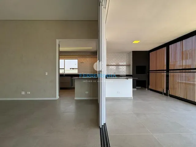Casa 3 quartos e 4 banheiros, à venda ou para alugar, no bairro Condomínio Residencial Monaco em São José dos Campos