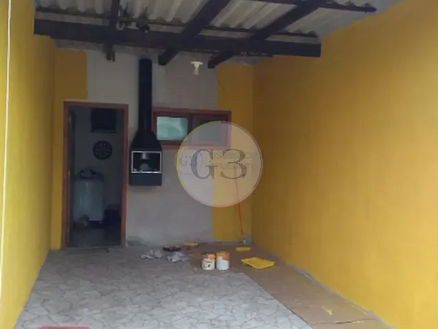 Casa 2 quartos e 1 banheiro, à venda, no bairro Areal em Pelotas