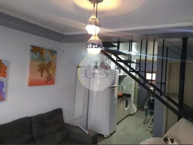 Casa 2 quartos e 1 banheiro, à venda, no bairro Areal em Pelotas