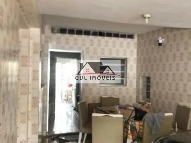 Casa 2 quartos e 1 banheiro, à venda ou para alugar, no bairro Vila Nova Savoia em São Paulo