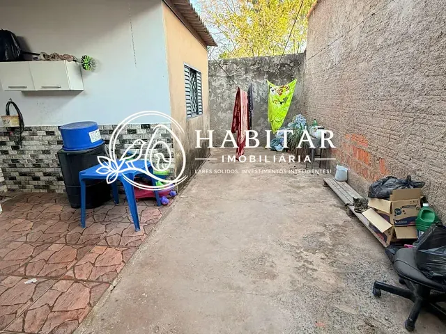 Casa 1 quarto e 1 banheiro, à venda, no bairro Jardim dos Estados em Corumbá