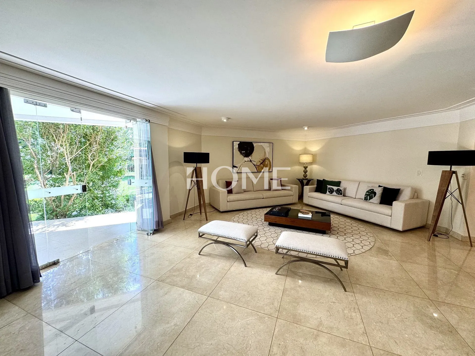 SHIN QL 16 – 680m² – 5 QUARTOS