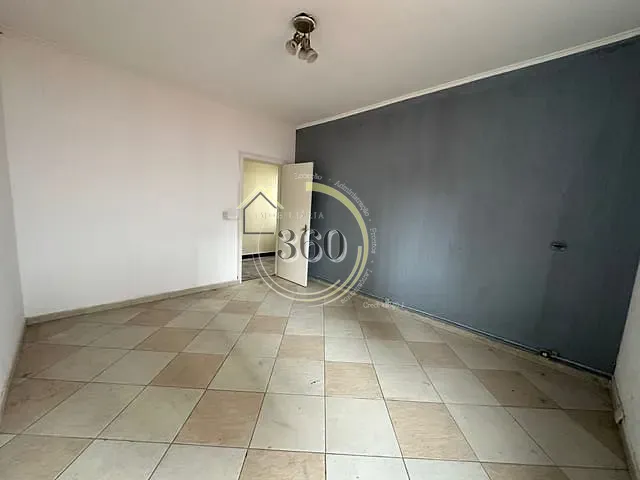 Casa com 280m², para alugar, no bairro Vila Regente Feijó em São Paulo