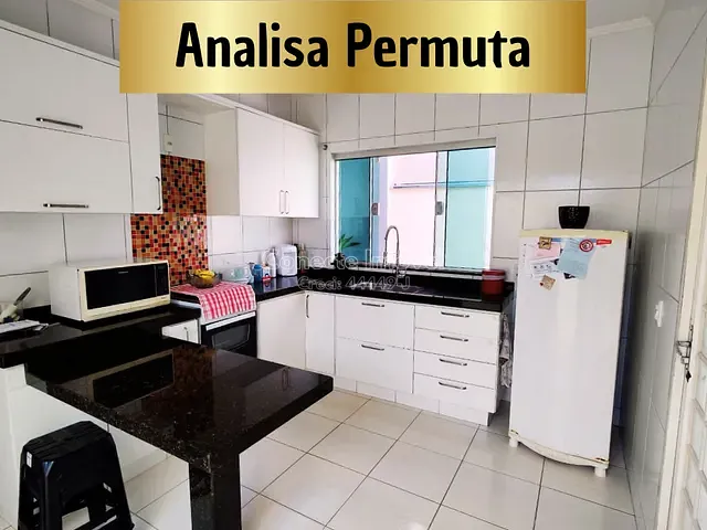 Casa com 250m² 2 quartos e 2 banheiros, à venda, no bairro Nova Jaguariúna III em Jaguariúna