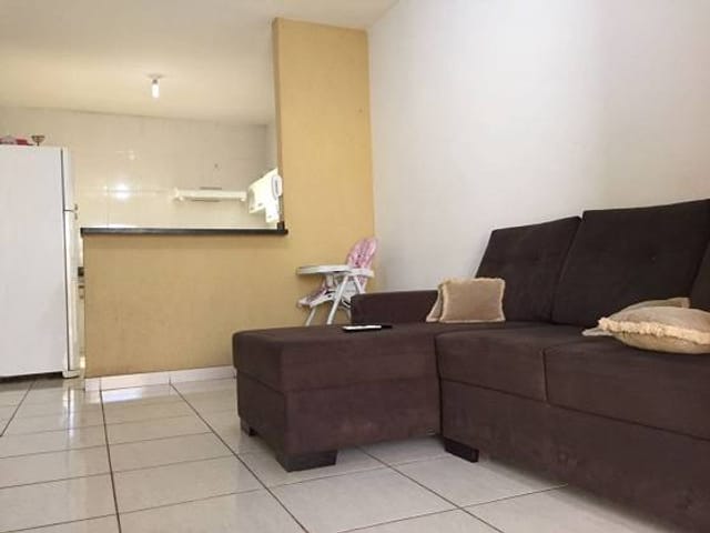 Casa com 180m² 2 quartos e 2 banheiros, à venda, no bairro Residencial Center Ville em Goiânia