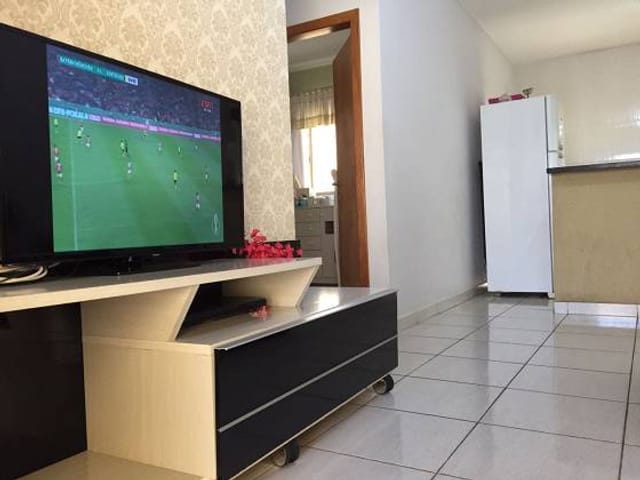Casa com 180m² 2 quartos e 2 banheiros, à venda, no bairro Residencial Center Ville em Goiânia