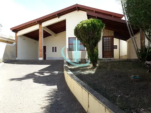 Casa com 360m² 3 quartos e 2 banheiros, à venda, no bairro VILA BANDEIRANTES em SANTA RITA DO PASSA QUATRO