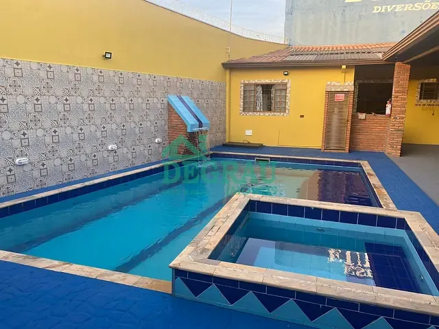 Casa à venda ou para alugar, no bairro Jardim Europa III em Itapeva