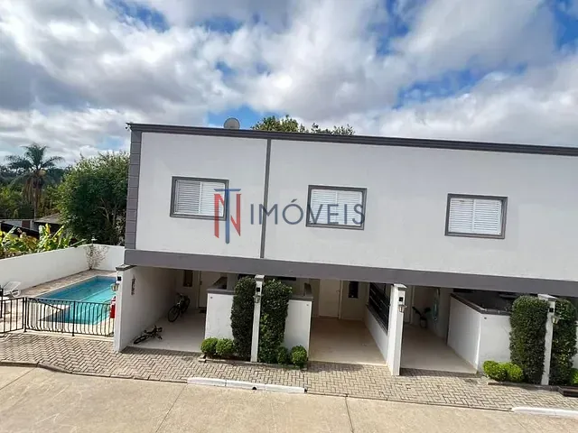 Casa com 100m² 2 quartos e 3 banheiros, à venda, no bairro Jardim Estância Brasil em Atibaia