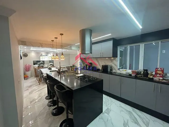 Casa 3 quartos e 4 banheiros, à venda, no bairro Jardim Iae em São Paulo