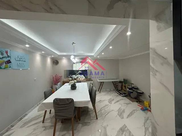 Casa 3 quartos e 4 banheiros, à venda, no bairro Jardim Iae em São Paulo