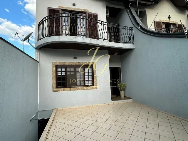 Casa com 200m² 3 quartos e 4 banheiros, à venda, no bairro Vila Nova Socorro em Mogi das Cruzes