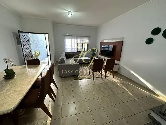 Casa com 200m² 3 quartos e 4 banheiros, à venda, no bairro Vila Nova Socorro em Mogi das Cruzes