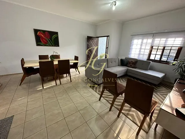Casa com 200m² 3 quartos e 4 banheiros, à venda, no bairro Vila Nova Socorro em Mogi das Cruzes