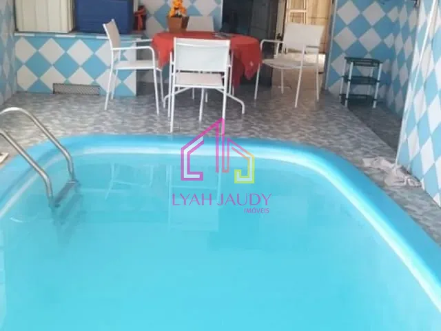 Casa com 382m² 3 quartos e 6 banheiros, à venda, no bairro JARDIM TROPICAL em Cuiabá