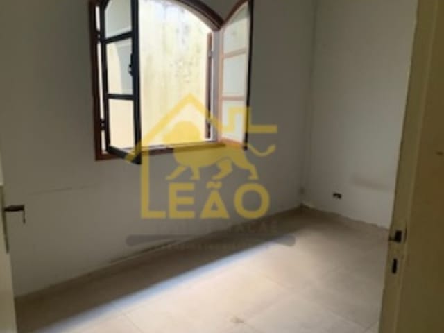 Casa com 15000m² 2 quartos e 2 banheiros, à venda, no bairro Cipava em Osasco