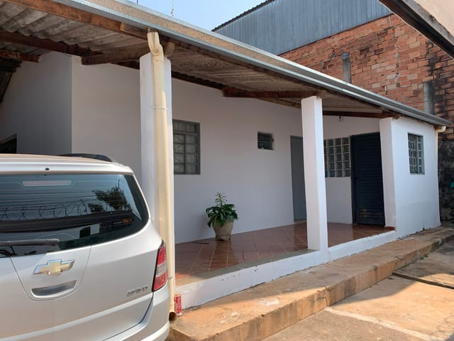 Casa com 175m² 2 quartos e 1 banheiro, à venda, no bairro Parque Flamboyant em Aparecida de Goiânia