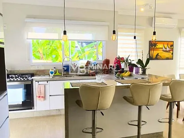 Casa com 400m² 3 quartos e 5 banheiros, para alugar, no bairro Alphaville em Santana de Parnaíba