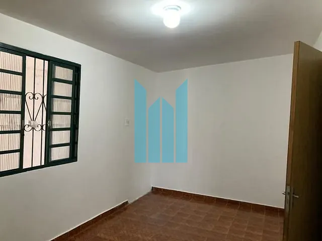Casa com 244m² 2 quartos e 1 banheiro, à venda, no bairro Conjunto Habitacional Pedro Afonso Junqueira em Poços de Caldas