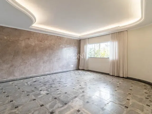 Casa 6 quartos e 5 banheiros, à venda, no bairro Guará II em Brasília