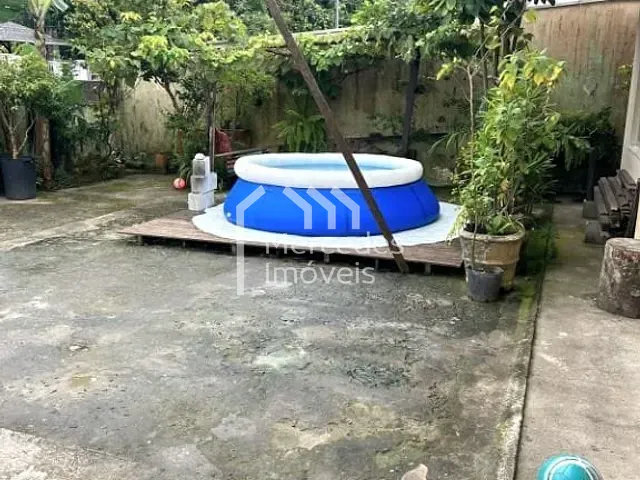 Casa com 300m² 3 quartos e 3 banheiros, à venda, no bairro Fazenda em Itajaí