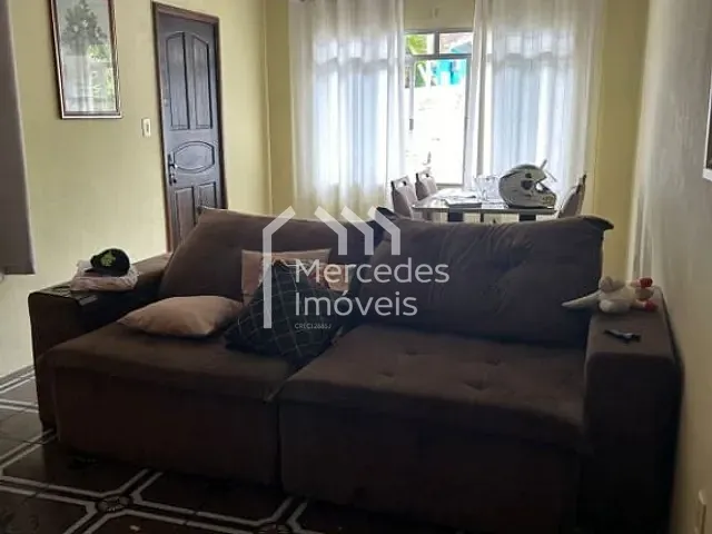 Casa com 300m² 3 quartos e 3 banheiros, à venda, no bairro Fazenda em Itajaí