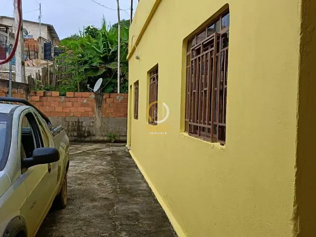 Casa 3 quartos e 2 banheiros, à venda, no bairro Canaã em Dom Cavati
