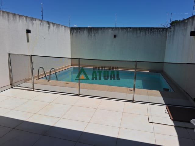 Casa com 137m² 3 quartos e 1 banheiro, à venda, no bairro Jardim San Diego em Londrina
