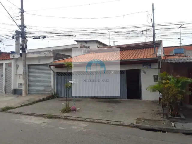 Casa 5 quartos e 4 banheiros, à venda, no bairro Vila Janete em Carapicuíba