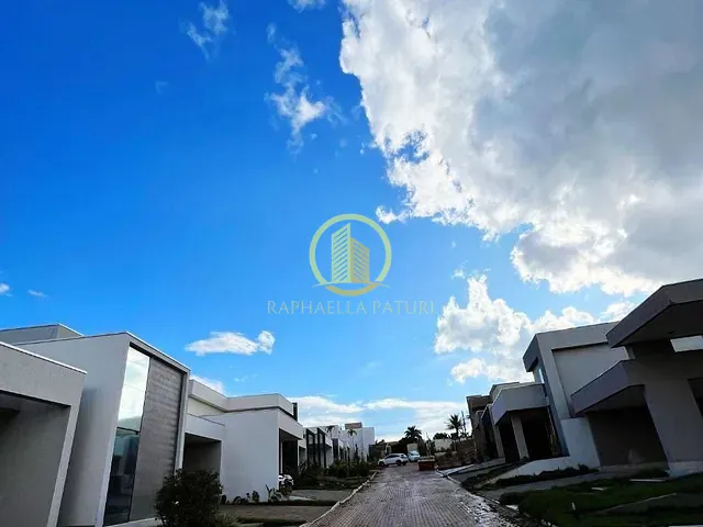 Casa com 300m² 3 quartos e 4 banheiros, à venda, no bairro Setor Habitacional Arniqueira (Águas Claras) em Brasília