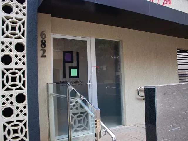 Casa com 581m², à venda, no bairro Centro em Londrina