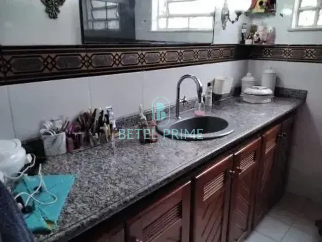 Casa 3 quartos e 2 banheiros, à venda, no bairro Santa Rosa em Niterói