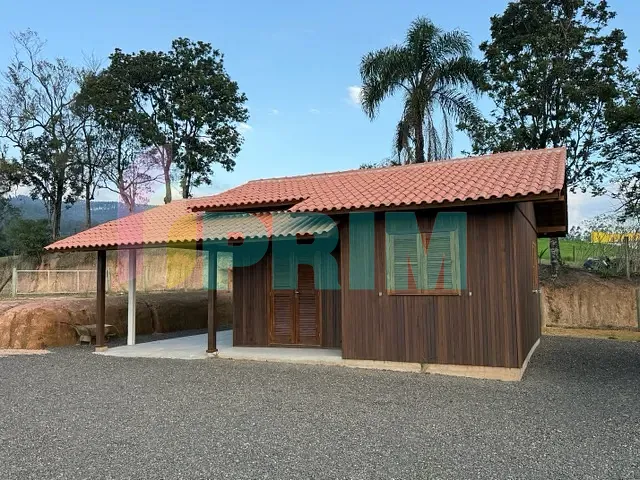 Casa 2 quartos e 1 banheiro, para alugar, no bairro Santa Luzia em Braço do Norte