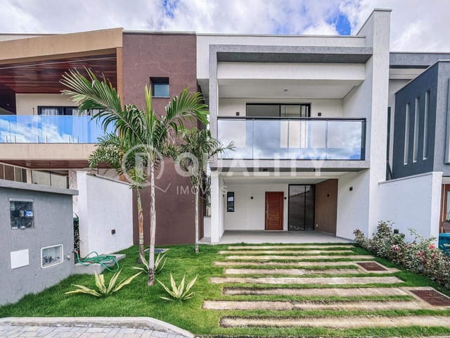 Casa 4 quartos e 5 banheiros, à venda, no bairro Maraponga em Fortaleza