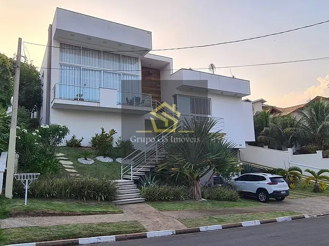 Casa com 1000m² 4 quartos e 6 banheiros, à venda ou para alugar, no bairro Dos Ortizes em Valinhos