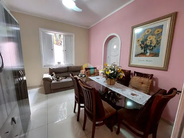Casa com 297m² 3 quartos e 2 banheiros, à venda, no bairro Glória em Rio de Janeiro