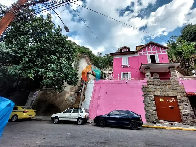 Casa com 297m² 3 quartos e 2 banheiros, à venda, no bairro Glória em Rio de Janeiro