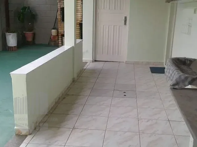 Casa com 300m² 4 quartos e 3 banheiros, à venda, no bairro Estufa I em Ubatuba