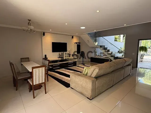 Casa com 300m² 3 quartos e 2 banheiros, à venda, no bairro Aparecidinha em Sorocaba