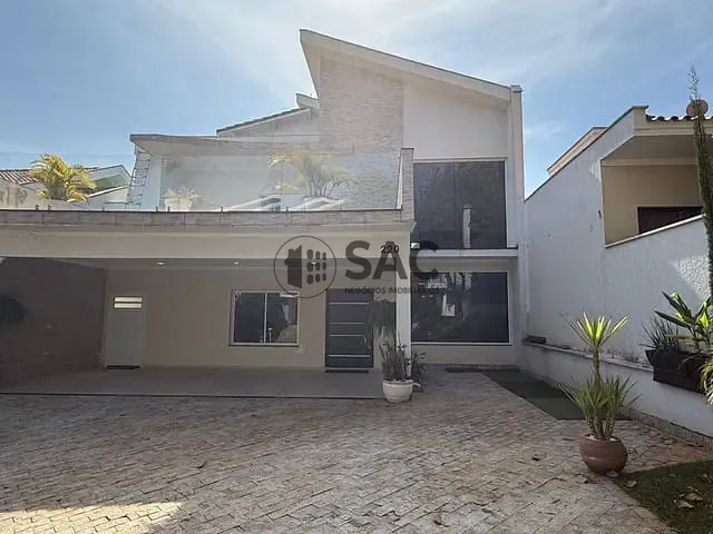 Casa com 300m² 3 quartos e 2 banheiros, à venda, no bairro Aparecidinha em Sorocaba