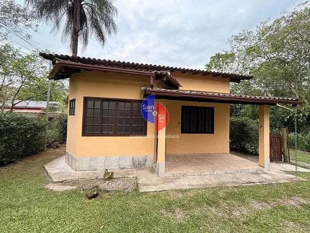 Casa com 249m² 2 quartos e 1 banheiro, à venda, no bairro Cotia em Guapimirim