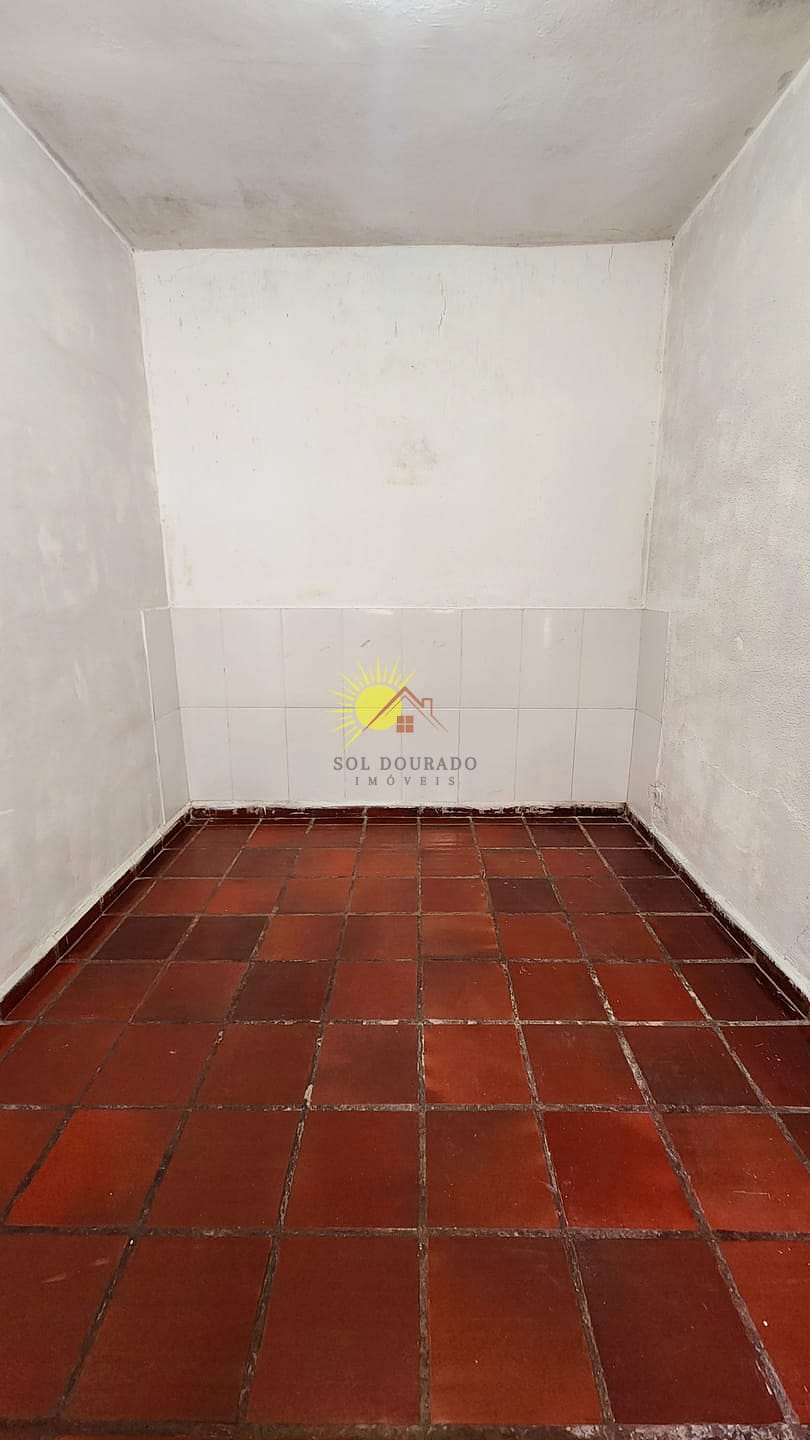 Casa à venda com 3 quartos, 90m² - Foto 8